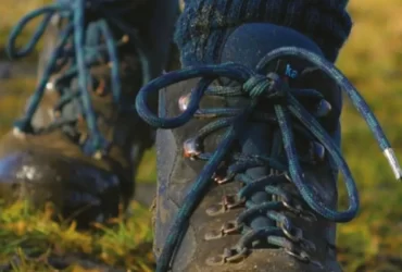 Caminhando com bota de trekking